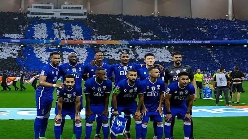 قائمة الهلال أمام أوراوا الياباني