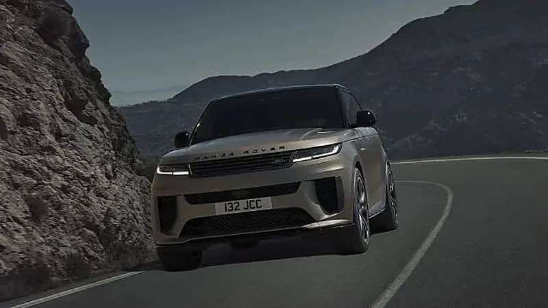 رينج روفر ترفع الستار عن سبورت SV موديل 2024 .. صور