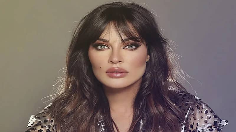 شاهد .. رد فعل نادين نسيب نجيم بعد رؤيتها لهدية "الشريان"