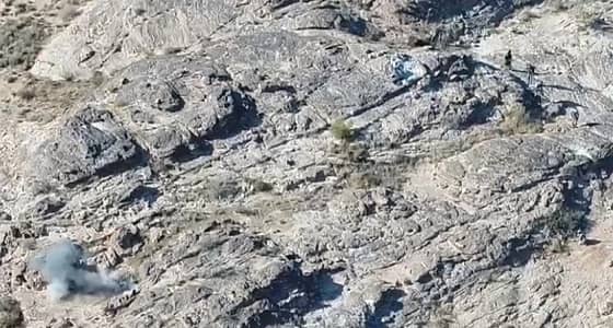 بالفيديو.. عناصر ميليشيا الحوثي تفر من نيرات قوات التحالف باليمن