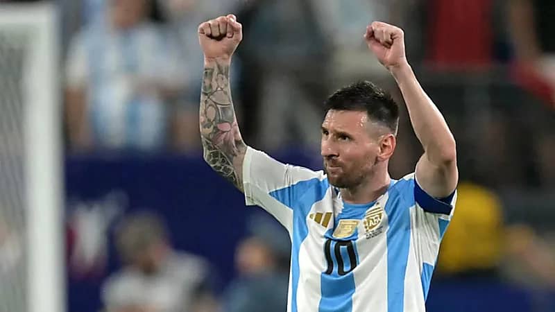 ‎الجماهير تتسائل أين كان ميسي لحظة هتافات إنزو المسيئة