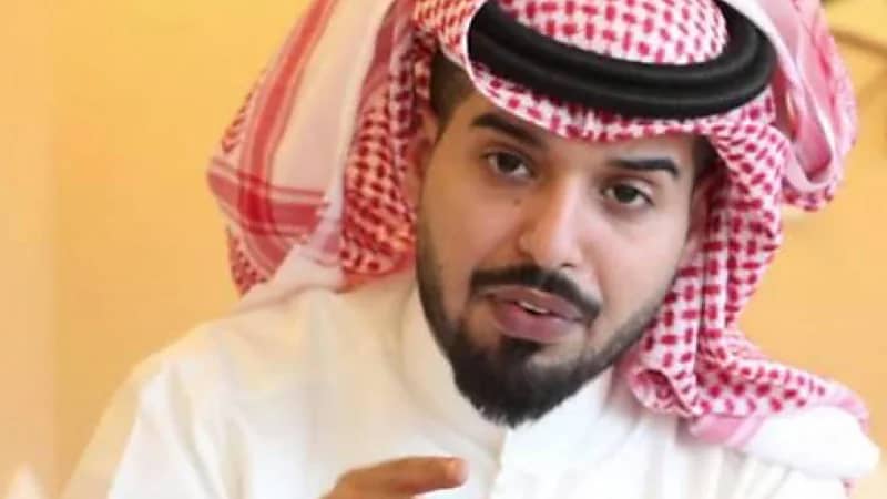 حمدان السهلي ينتقد فتاة منقبة تضع صورتها خلفية للهاتف .. فيديو