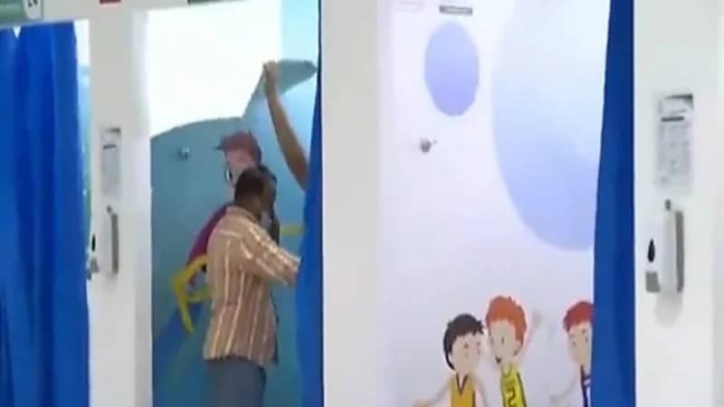 شاهد.. غرف تطعيم الأطفال في مراكز التطعيم