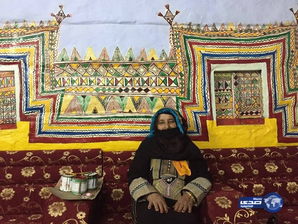 ماجد عبد الله يقدم هدايا العيد لمحاربي السرطان