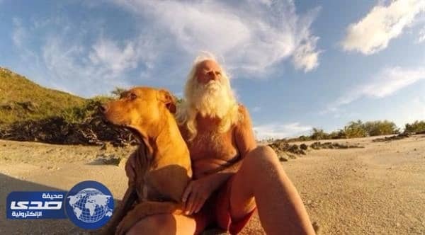 بالفيديو.. مليونير يعيش وحيداً لمدة 20 عاماً بجزيرة نائية