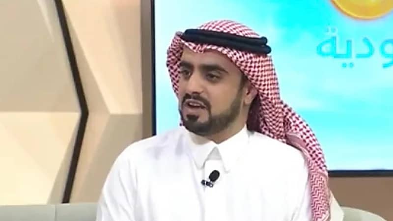 "استشاري" يوضح علاقة "لفحة الهواء" بألم الرأس (فيديو)