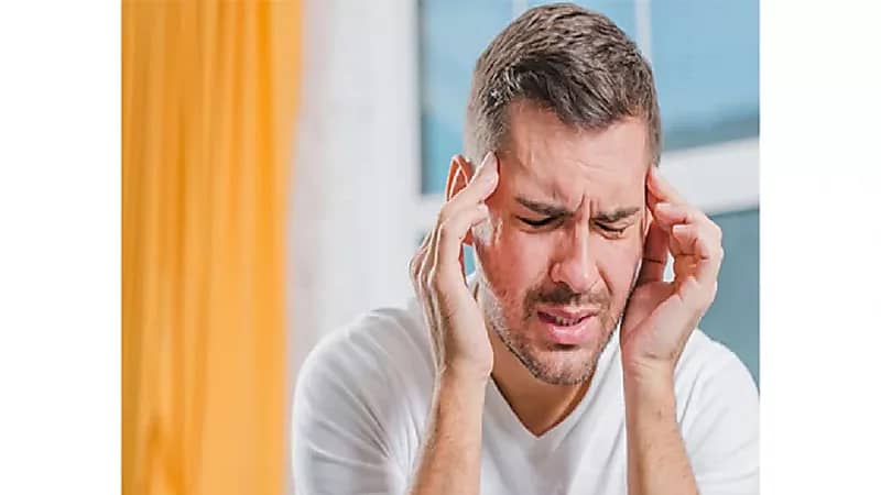 الجهني: نقص الفيتامينات بعد عمليات التكميم قد يسبب ضمور الدماغ.. فيديو