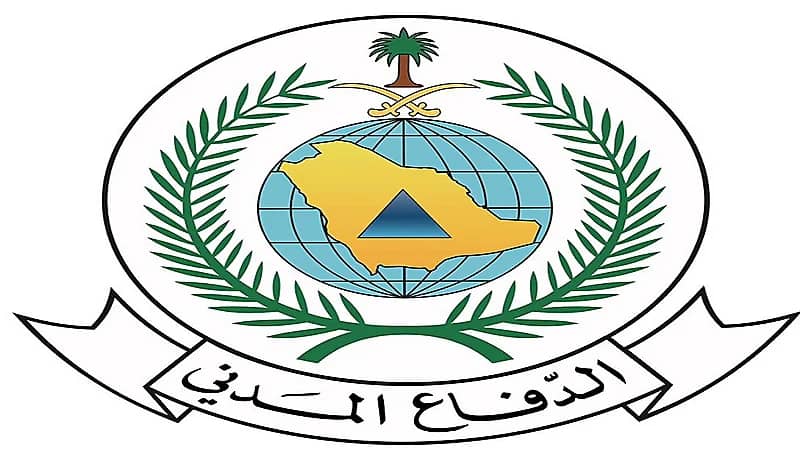 إنقاذ 7 أشخاص جرف السيل مركبتهم في وادي الرشاء