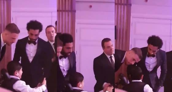 بالفيديو.. بعد طلبه مقابلته.. صلاح يلبي رغبة طفل من ذوي الاحتياجات الخاصة