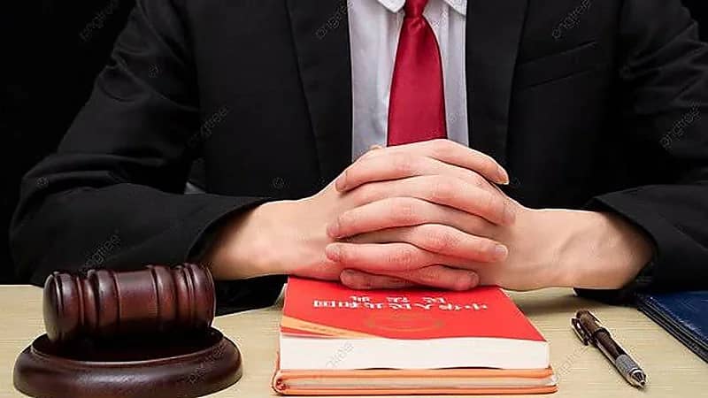 سعودية تطارد محامياً إنجليزياً محتالاً في المحاكم لاستعادة 25 مليون دولار