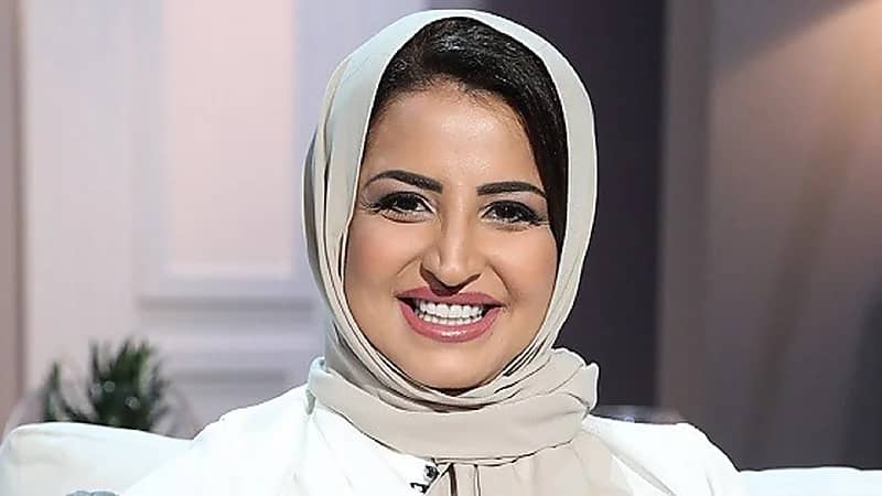 بالصور.. سمر المقرن ترتدي النقاب: "فتى أحلامي بدوي"