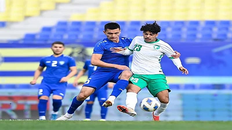 " العويس " يحسم مستقبله مع الأهلي