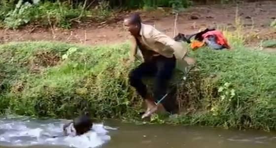 بالفيديو.. رد فعل صادم لشاب اصطاد رجلا من البحر