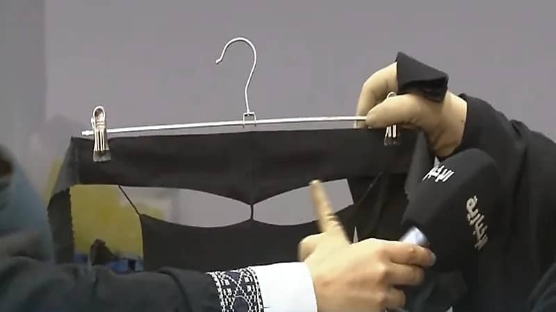 بالفيديو.. بائعة "براقع" تكشف أبرز أنواعها ومسمياتها