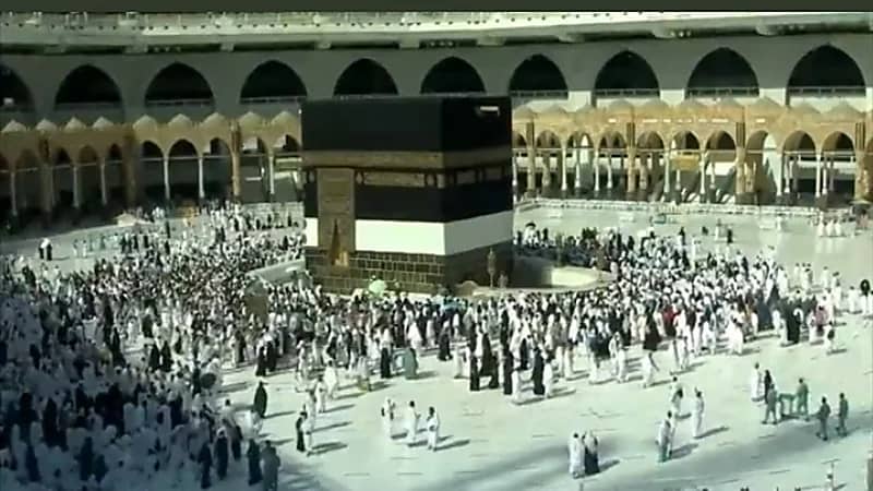 ‏بالفيديو.. الأفواج الأخيرة من الحجاج يؤدون طواف القدوم قبل يوم التروية