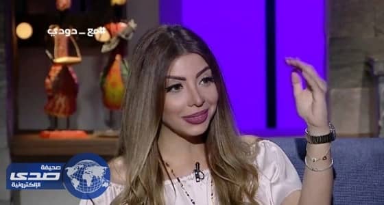 وقف المذيعة الحامل دون زواج