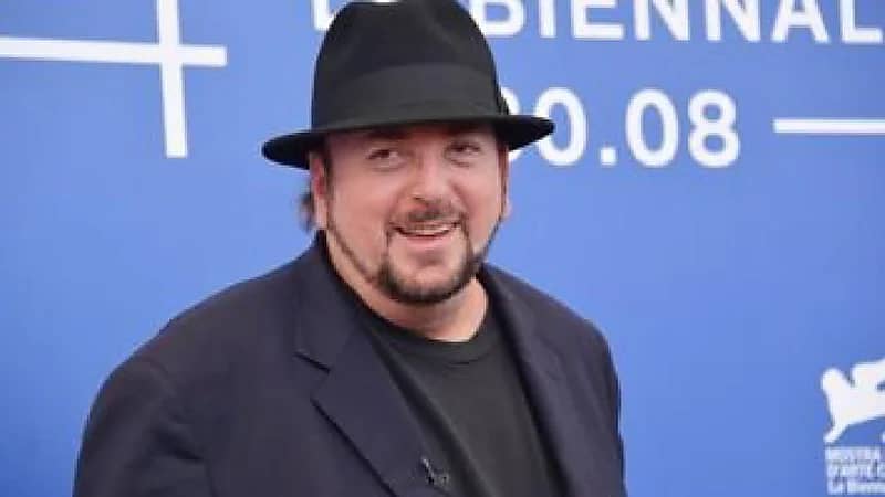 34 امرأة اتهمت المخرج جيمس توباك بالتحرش والاعتداء الجنسي