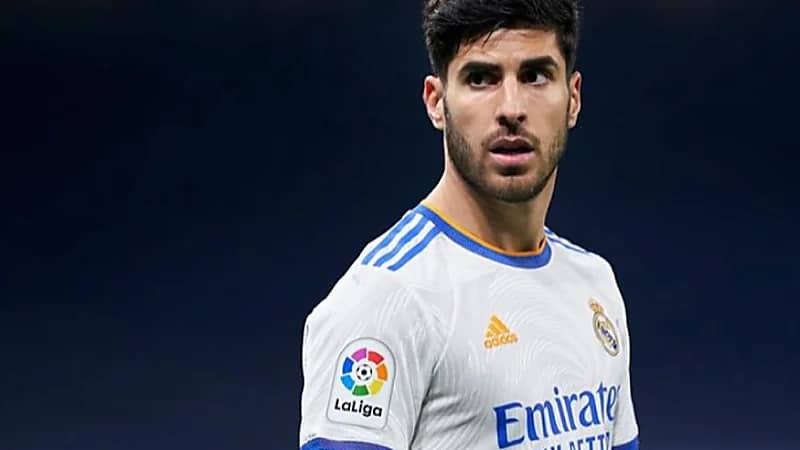 أسينسيو يلمح بالانتقال إلى مانشستر يونايتد