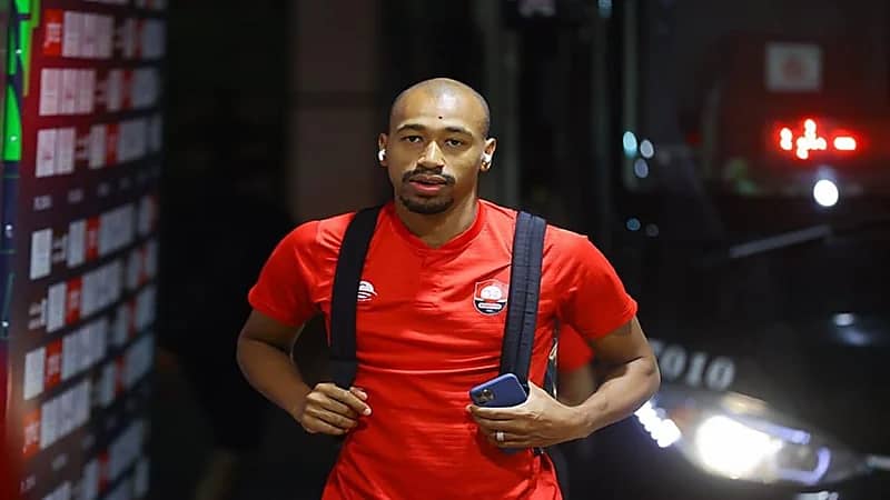 سبب تعطل صفقة هنريكي مع الرائد 