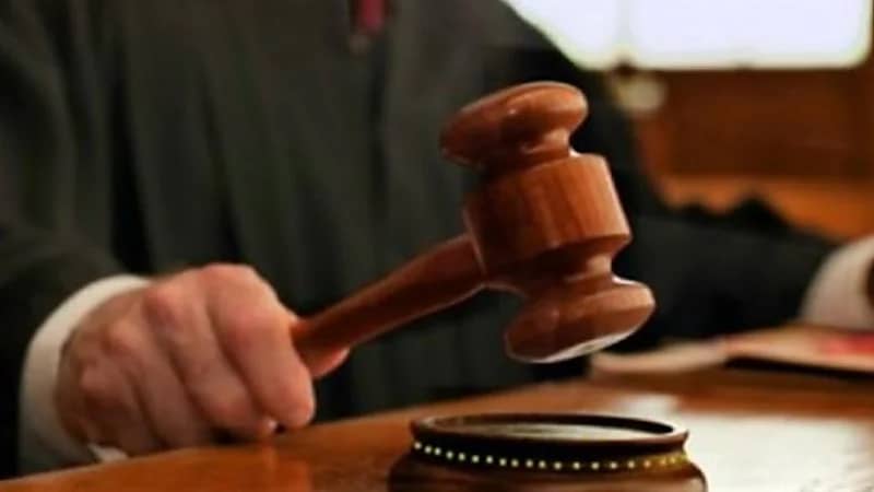 جاني يتلقى أقصى عقوبة لأغتصابة 13 طالبة