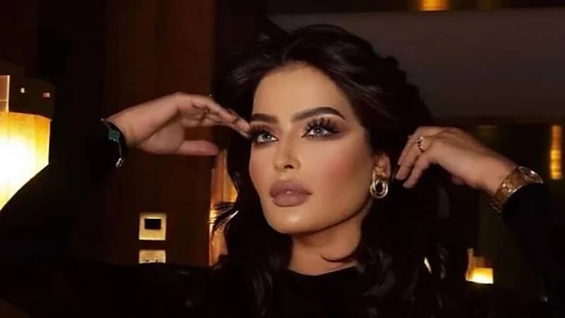 بدور البراهيم تنفجر في متابع انتقدها بسبب الحجاب وتثير جدلاً واسعًا (فيديو)