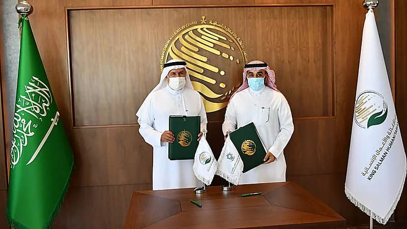 بالصور.. مركز الملك سلمان للإغاثة يوقع مذكرة تفاهم مع "التدريب التقني"