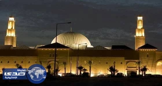 جامع الراجحي ينظم افطار الصائمين خلال رمضان