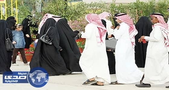 داعية شهير يُقسم أن النساء هن سبب التحرش