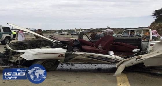 مصرع وإصابة 6 أشخاص في انزلاق سيارات ببلقرن