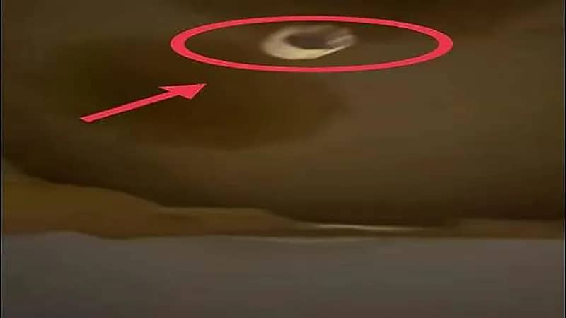 القبض على صاحب محل ملابس يصور الفتيات من "فتحة سرية"