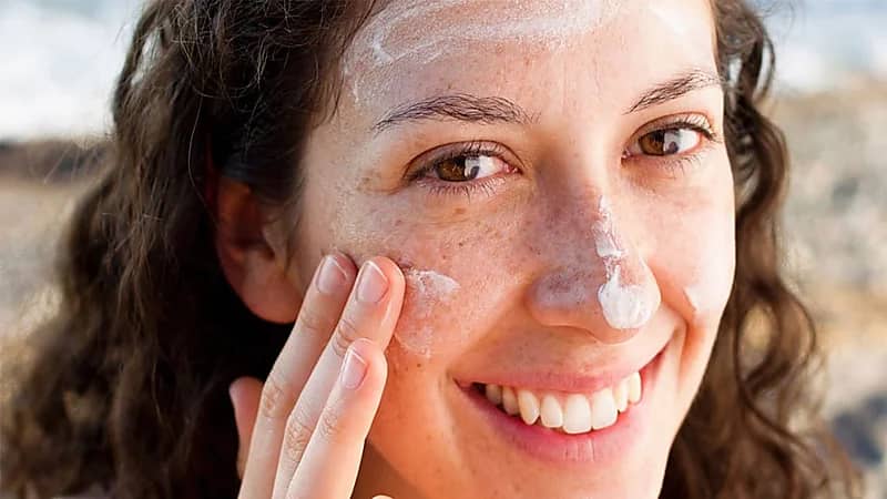 طريقة استخدام واقي الشمس لحماية البشرة