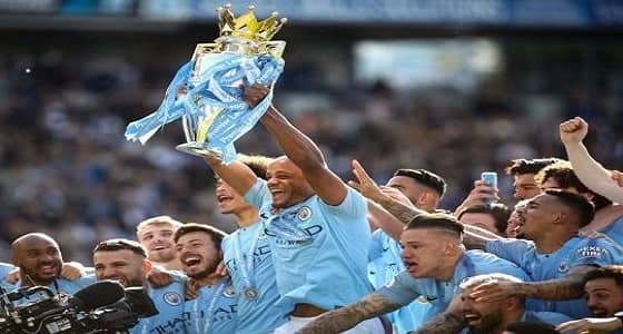 فينسينت كومباني يعلن رحيله عن نادي مانشستر سيتي