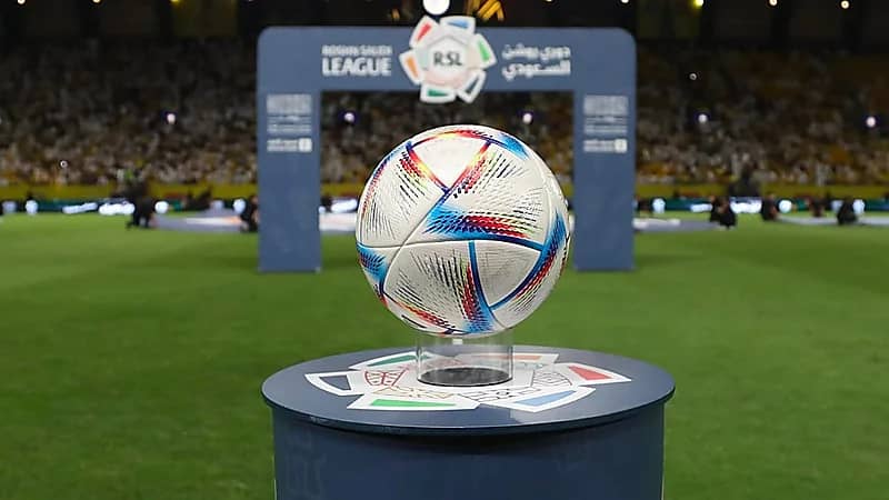 لائحة الأندية المحدثة: تقليص مهام الرئيس وصلاحيات هائلة للرئيس التنفيذي