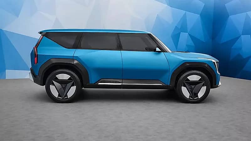 بالصور.. مواصفات سيارة كيا EV9 بعد ظهورها في كأس العالم