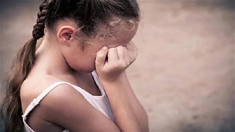 حرق وجه طفلة بسبب إهمال معلمة