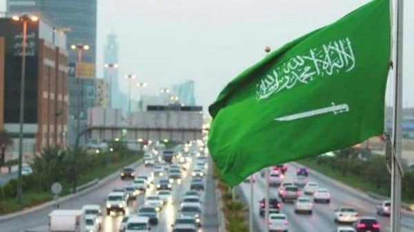 مشاركة القطاع الخاص في تقديم الخدمات الحكومية بعد إقرار نظام التخصيص