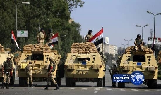 أمريكي يقتل زوجته وينتحر داخل مدرسة