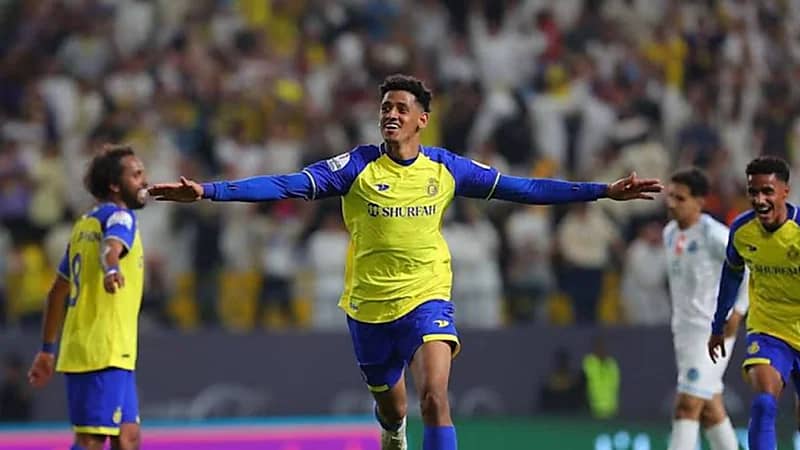 الإصابة تنهي موسم لاعب النصر
