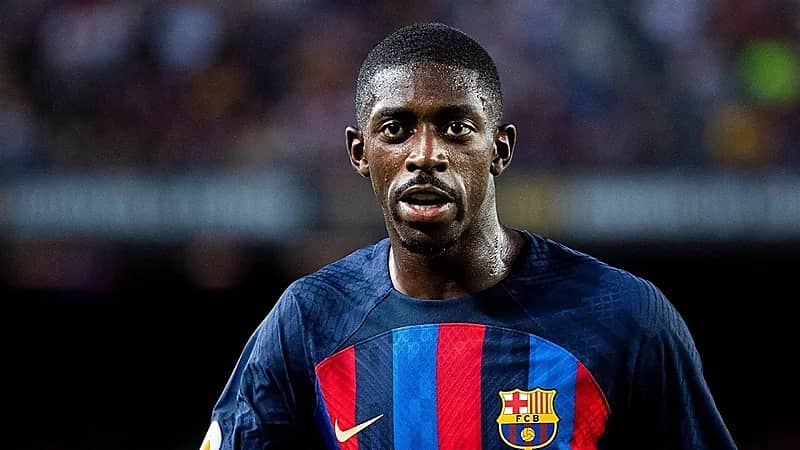 ديمبلي يصل إلى باريس سان جيرمان اليوم