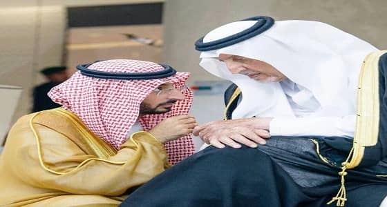 تواضع الكبار للكبار.. لافتة راقية لأمير مكة ونائبة