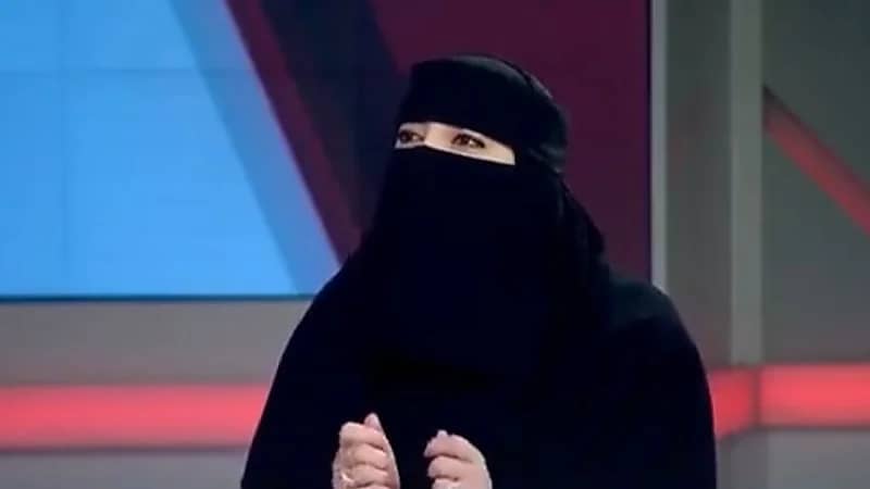 نادية السيف: النرفزة من انقطاع الإنترنت دليل على اضطراب الأطفال (فيديو)