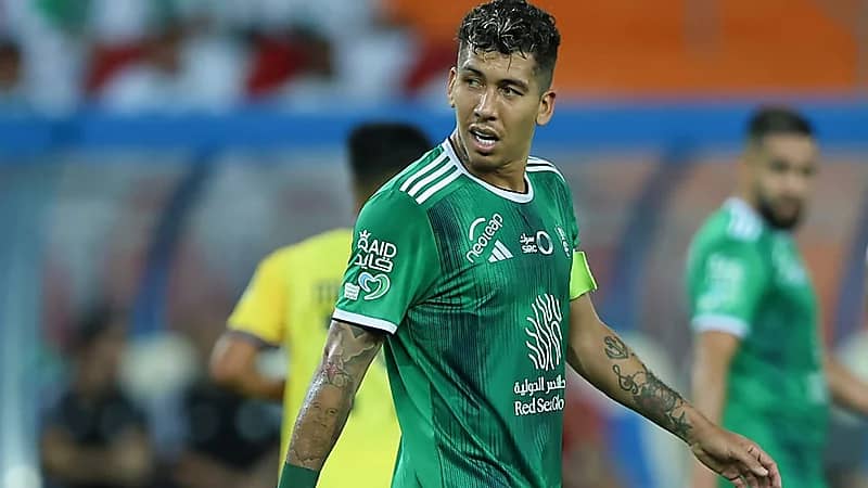 تعيين فيرمينو قسًا في كنيسة بالبرازيل