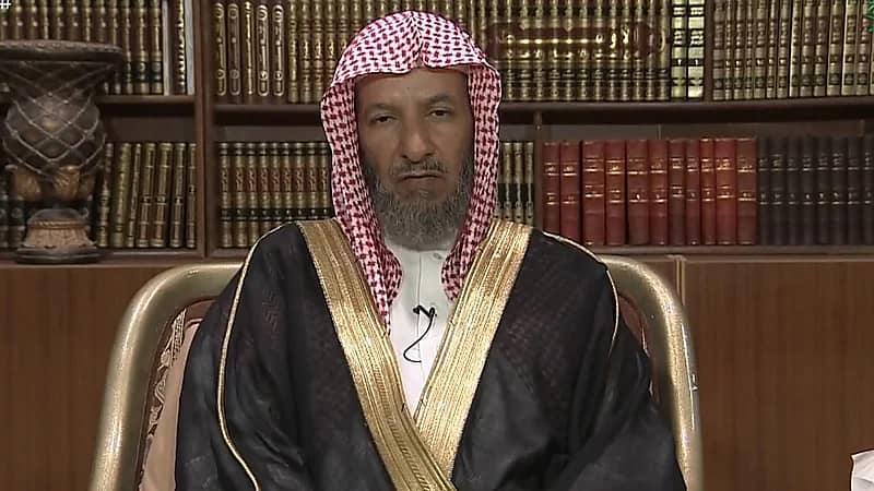 الشثري: من يجري عملية في نهار رمضان يحتاج للفطر وعليه القضاء