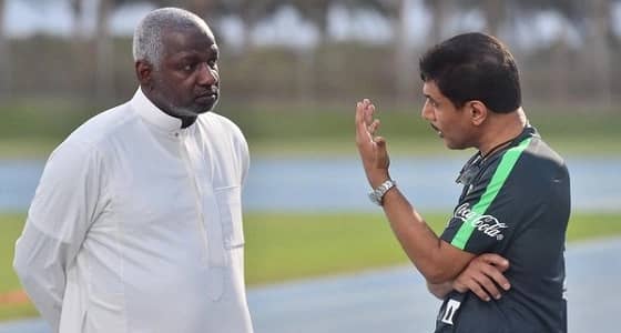 ما لا تعرفه عن " عمر باخشوين " مدير الأخضر الجديد