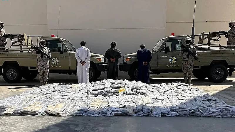 إحباط محاولة تهريب أكثر من 1.6 طن من الحشيش المخدر بنجران .. فيديو