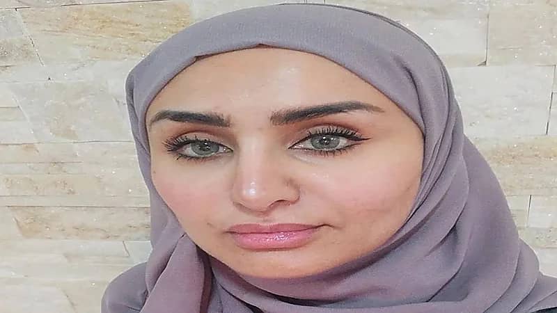 سحر أبو شاهين لمنتقدي قرار دخول البنات مدارسهن بالجوالات: "الزمن تغير"