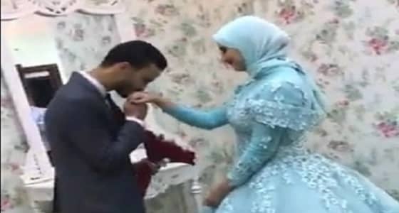 بالفيديو.. أصدقاء العريس يعبرون عن فرحتهم بـ " زغرودة "