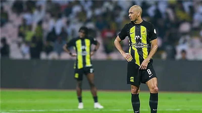 صورة جماعية لفابينهو مع عائلته بقميص الإتحاد .. صورة