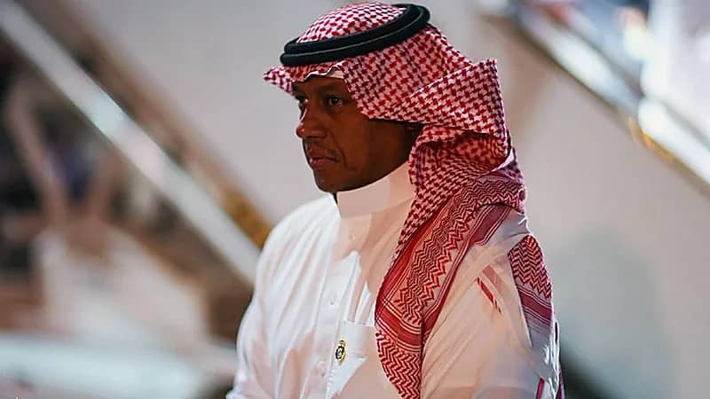 الجمعان يوضح سبب حذف تغريدة النصر: ردنا سيكون في الملعب