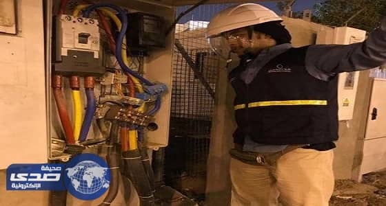 فني كهرباء يشيع جثمان جدته ويعود لمواصلة عمله بمشعر منى